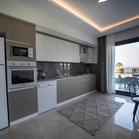 Aparthotel Artan 4*