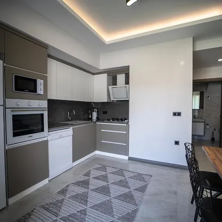 Hotel de apartamente Artan 4*