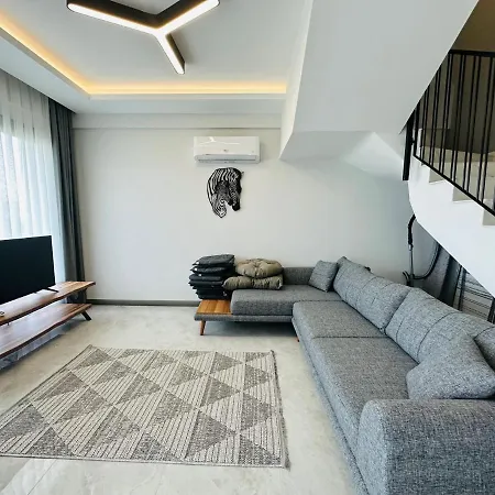 Hotel de apartamente Artan 4*